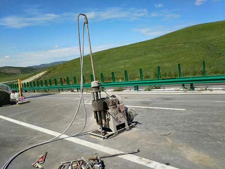 龙河镇公路地基基础注浆加固